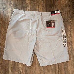 Men’s Greg Norman Golf Shorts